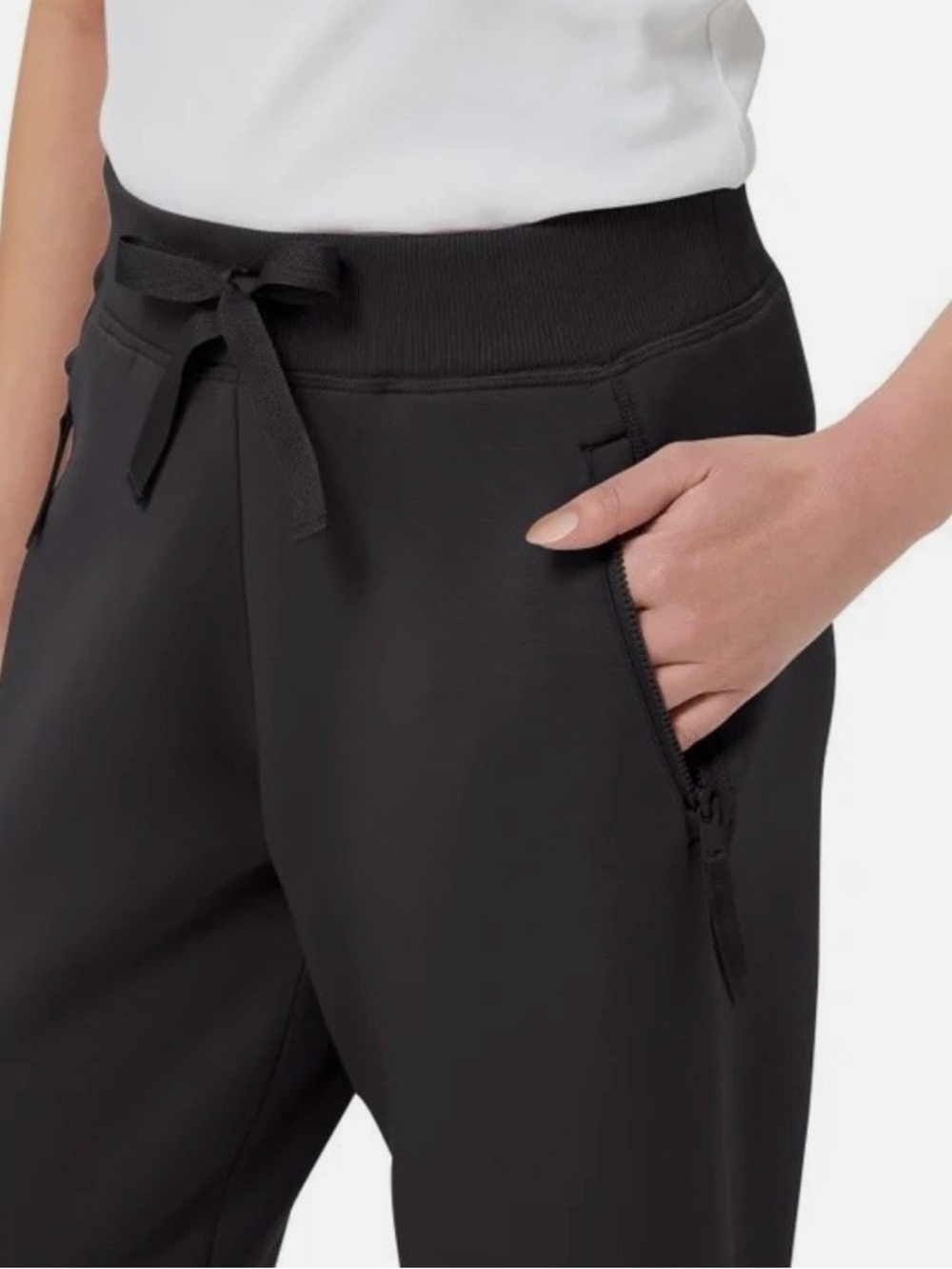 Kirkland Signature Women's Active Jogger Pants - Picture 6 of 10